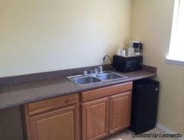 Executive Inn & Kitchenette Suites-Eagle Pass Εξωτερικό φωτογραφία