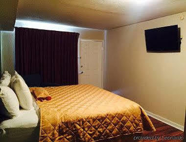Executive Inn & Kitchenette Suites-Eagle Pass Εξωτερικό φωτογραφία