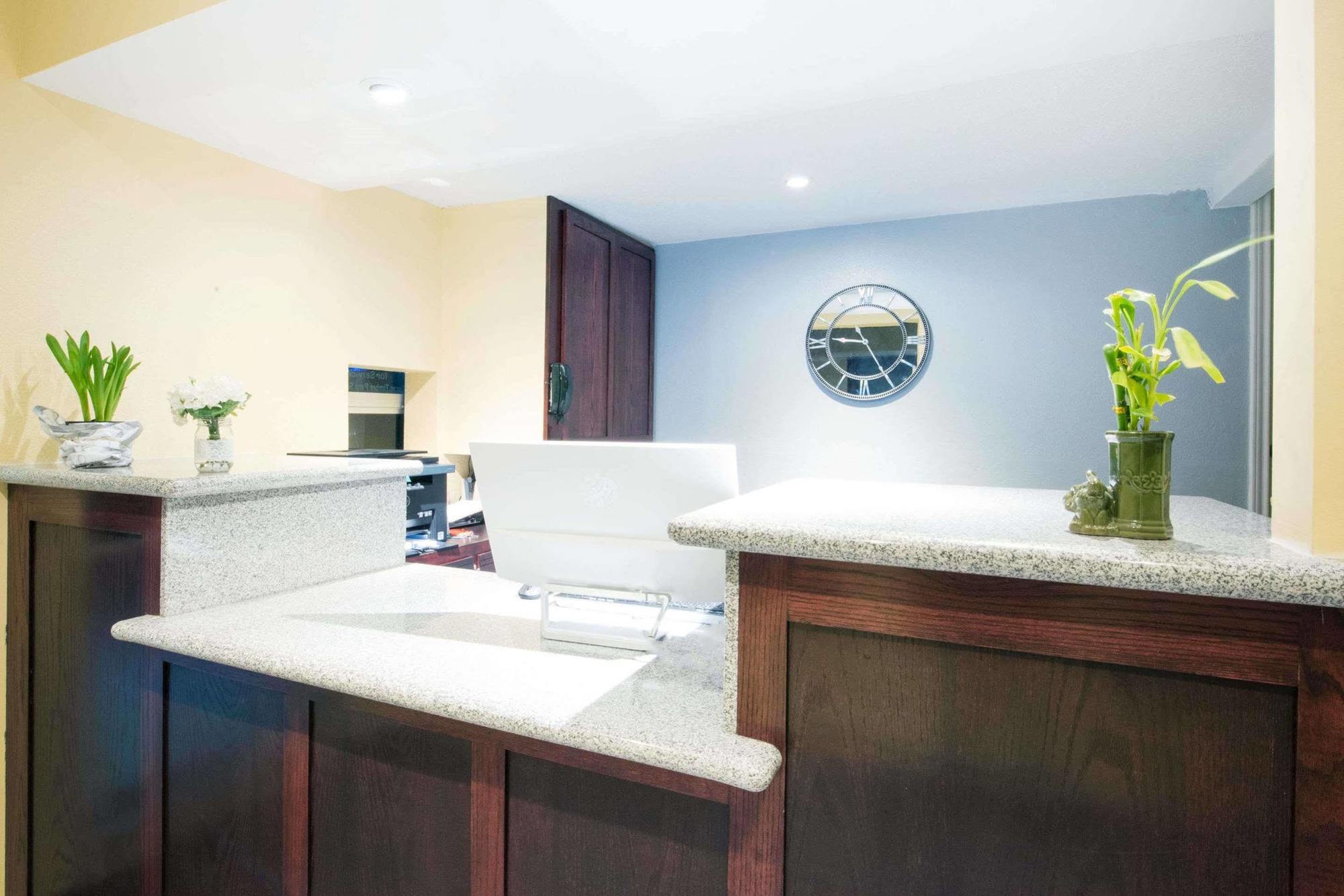 Executive Inn & Kitchenette Suites-Eagle Pass Εξωτερικό φωτογραφία