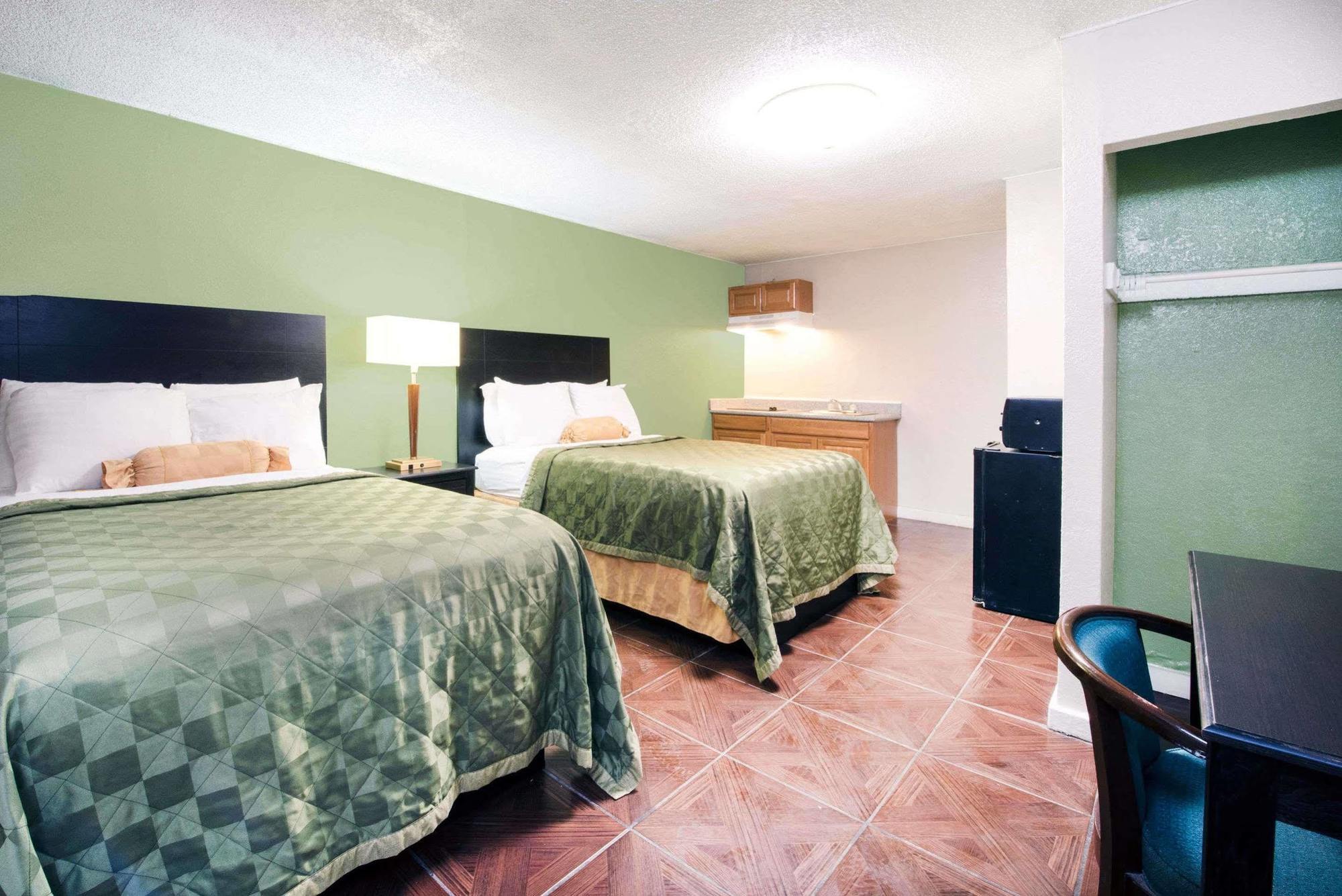 Executive Inn & Kitchenette Suites-Eagle Pass Εξωτερικό φωτογραφία